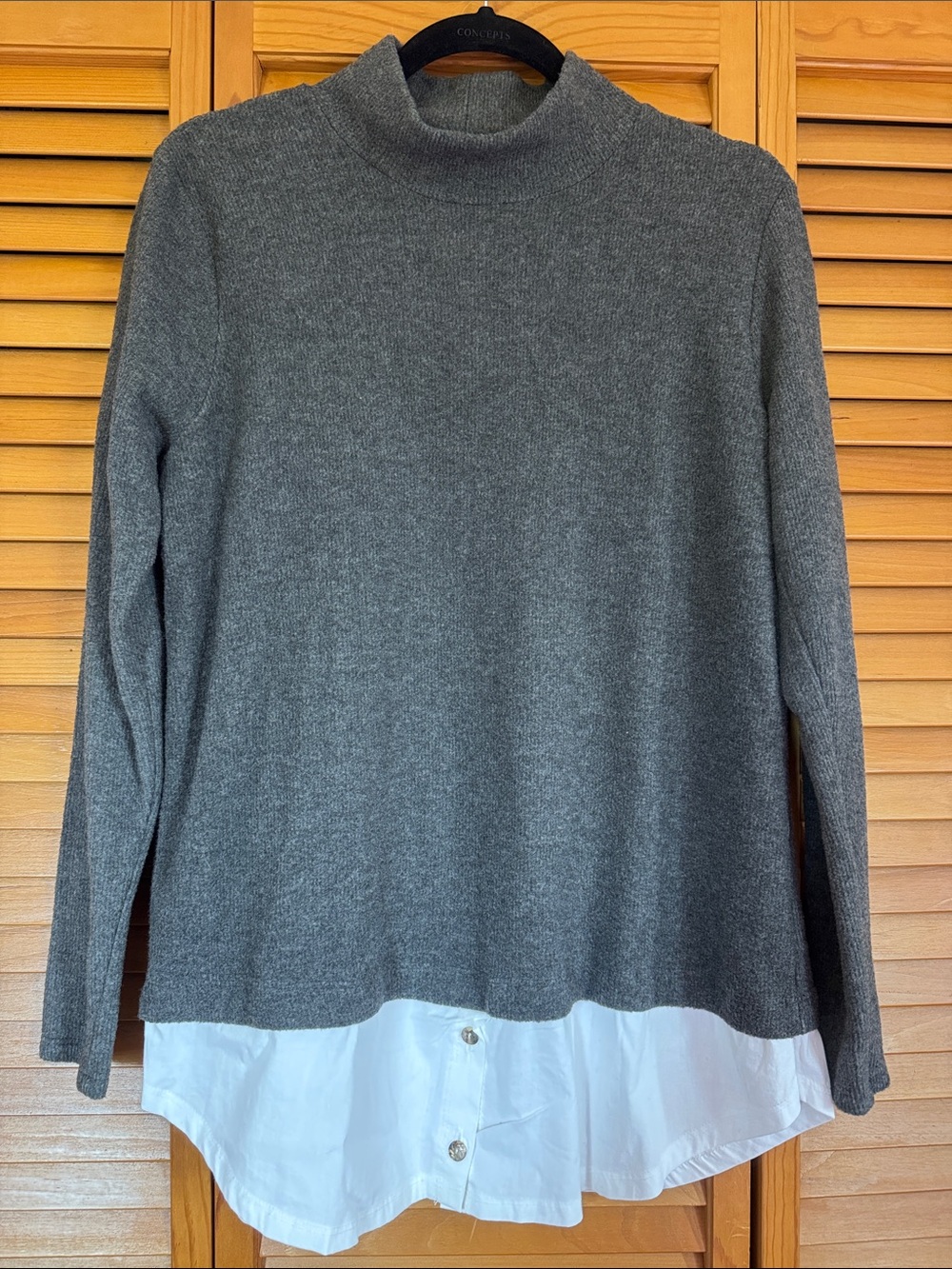 Gray Layered Look Mock Neck Sweater Top - Brand: